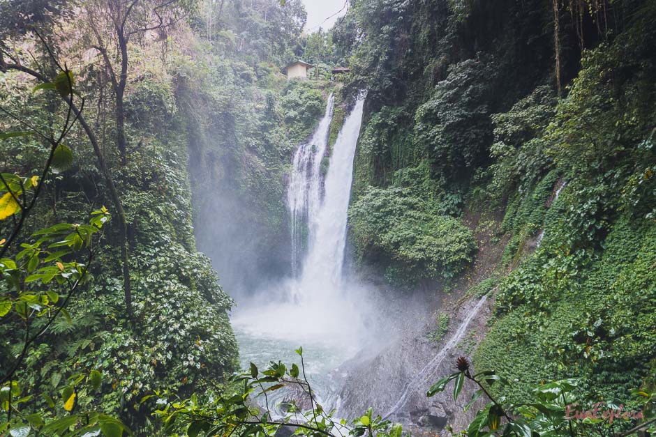 schoenster Wasserfall Balis