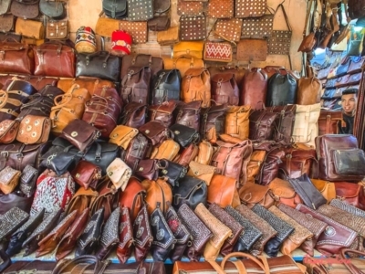 Shopping im Basar Ledertasche aus Marokko